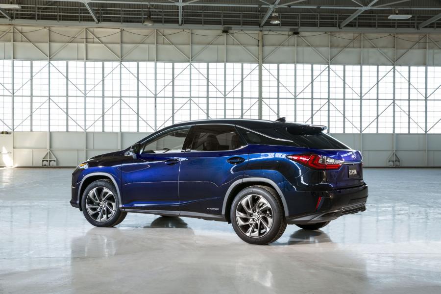  Lexus RX450h 2015 года  (фото 2 из 26)